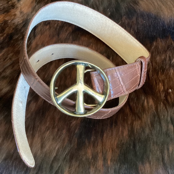 Kensie Genuine Leather Peace Sign Belt - Picture 5 of 10